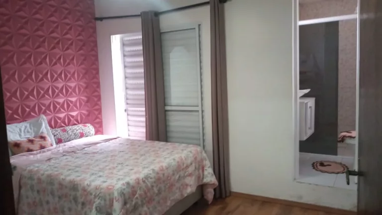 Imagem VENDO LINDA CASA NO BAIRRO PARQUE ALTO DO RIO BONITO! (ZONA SUL -SP)