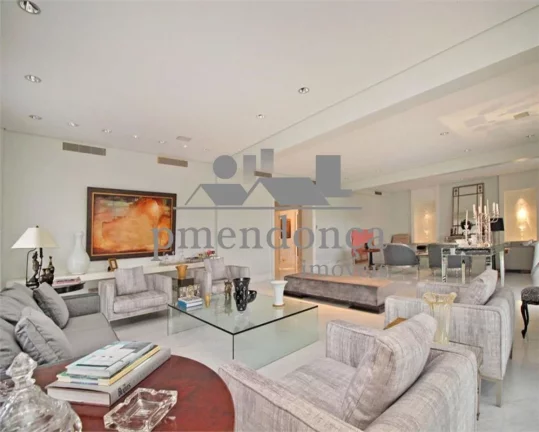 Imagem Apartamento com 700m² em prédio Nobre de Higienópolis.
