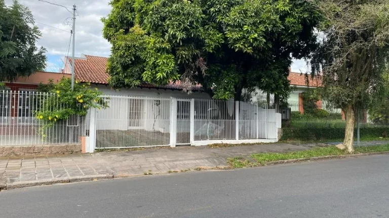 Foto do imóvel Casa com 2 Quartos à Venda,  em Tristeza - Porto Alegre
