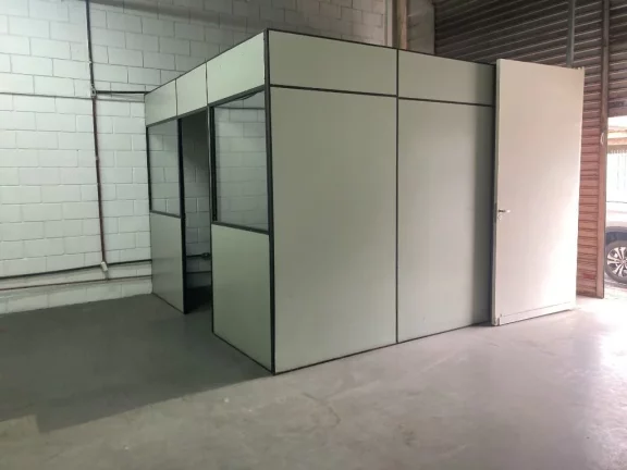 Imagem Salão para alugar, 300 m² por R$ 8.400,00/mês - Calmon Viana - Poá/SP