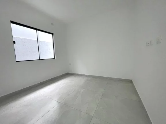 Imagem Casa térrea á venda 2 suítes, R$ 410 mil, Golfinho, Caraguatatuba-SP