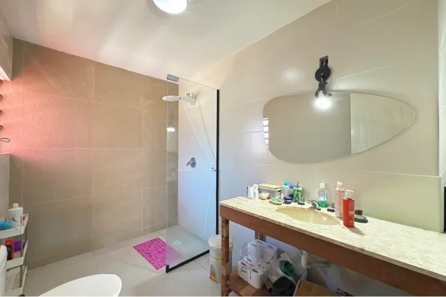 Imagem Casa para venda no bairro Vila Nova em Porto Alegre