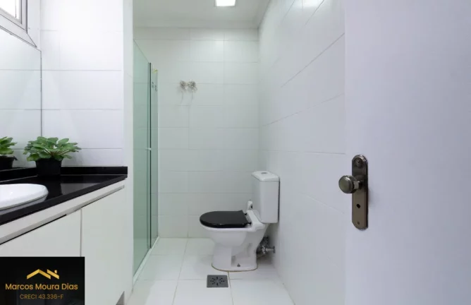 Imagem Apartamento 141 m²com 3 dormitórios (1 suíte) , 1 Vaga de garagem, Sumaré. Edifício com Gerador