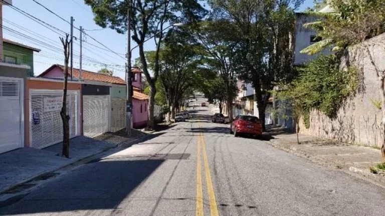 Imagem Sobrado Maravilhoso com 170 m² 3 Dormitorios 3 Suítes e 4 Vagas de Garagem