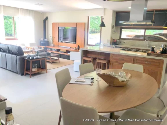 Imagem Cond. Villas do Sol (Fazendinha) - 3 suítes, varanda gourmet, jardim!
