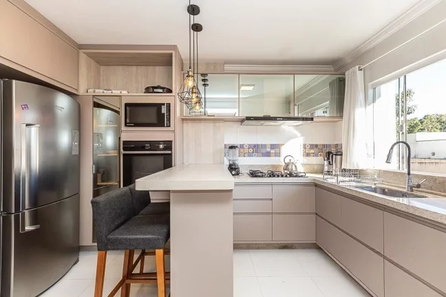 Imagem Sobrado com 3 suítes em condomínio no Santo Inacio