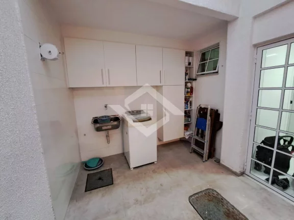Imagem Casa em Condomínio para Venda no bairro Ingá, Niteroi.