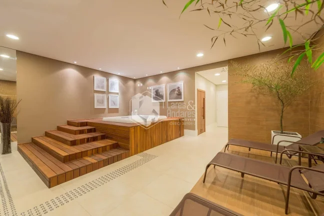 Imagem APARTAMENTO À VENDA, COM 117M² DUAS SUÍTES COM 2 VAGAS E ARMÁRIO PLANEJADO EM TODOS OS AMBIENTES - PATEO BARRA