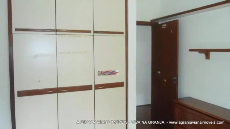 Imagem Casa com 3 dormitórios à venda, 280 m² por R$ 1.070.000,00 - Granja Viana