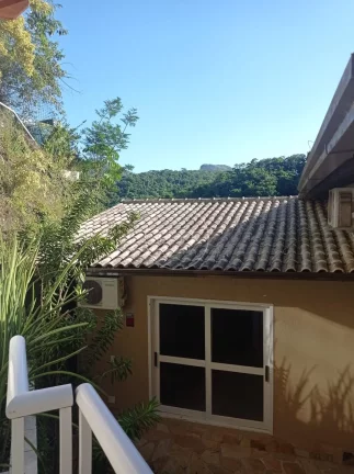 Imagem CASA de 5 DORMITÓRIOS em NITEROI - R$ 1.100.000