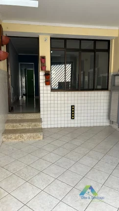 Imagem Sobrado Padrão com 100m² com 3 dorms, 1 vaga coberta, quintal em localização privilegiada no Sacomã/Zsul