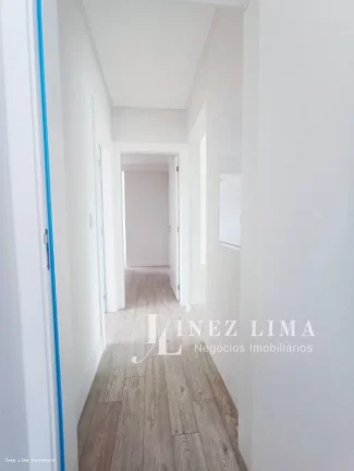 Imagem Alto Padrão para Venda em Itapema, meia praia, 3 dormitórios, 3 suítes, 4 banheiros, 2 vagas