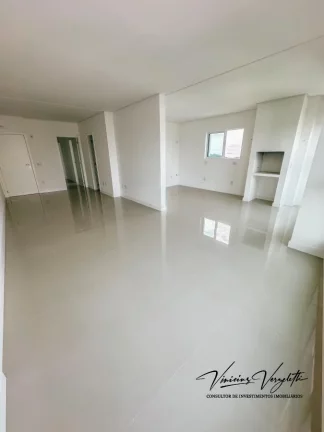 Imagem Apartamento 4 ou + dormitórios para Venda em Balneário Camboriú / SC no bairro Pioneiros