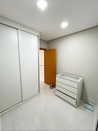 Imagem Casa em Condomínio para Venda em Cuiabá / MT no bairro Jardim Imperial