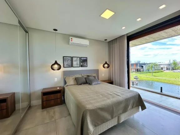 Imagem Casa em Condominio 4 Dormitórios - Bairro xangri-la