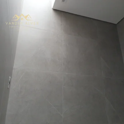 Imagem Imperdível oportunidade: Casa à venda em Foz do Iguaçu-PR, Três Pinheiros, 3 quartos, 1 suíte, 2 salas, 2 banheiros, 2 vagas, 125m²!