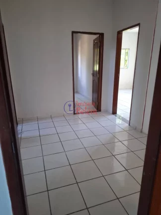 Imagem Imóveis Belém Aluga – Casa com 3 quartos (2 suítes) + vaga coberta – Centro