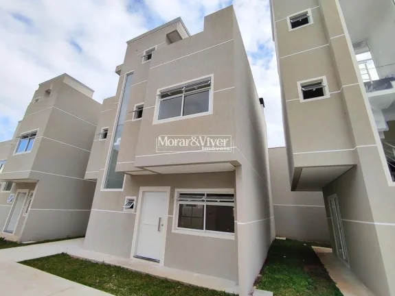 Imagem Sobrado para Venda em Curitiba, Bairro Alto, 3 dormitórios, 1 suíte, 3 banheiros, 2 vagas