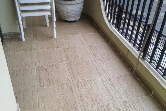 Imagem Enseada - 200 metros da praia - Região nobre da Enseada - 01 vaga de garagem.