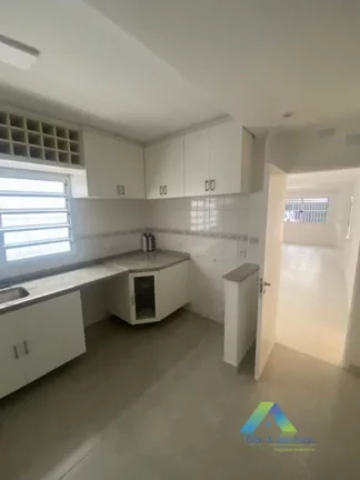Imagem VILA MARIANA Casa alto padrão 195M², 3 suítes, varanda gourmet, 2 vagas ótima localização e valor !!!