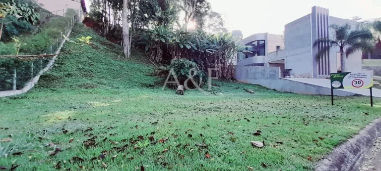 Imagem PORTO ATIBAIA. 1.393 M2.