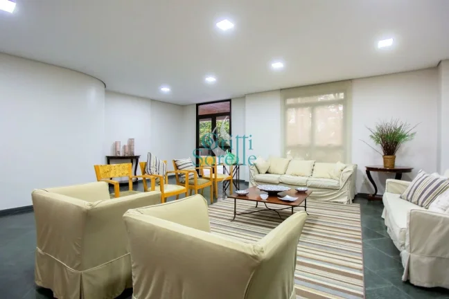 Imagem Apartamento à Venda em Vila Nova Conceição - São Paulo/SP.
