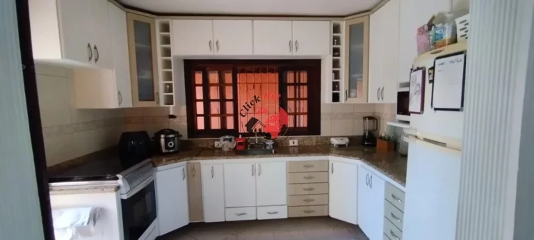 Imagem Sobrado Estuda permuta de menor valor -Sto André , com 3 dormitórios, edícula e 4 vagas, Vila Tibiriçá, Santo André