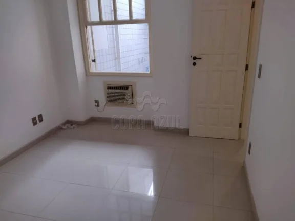 Imagem Copacabana - Residencial › Casa com 2 quarto(s) a Venda