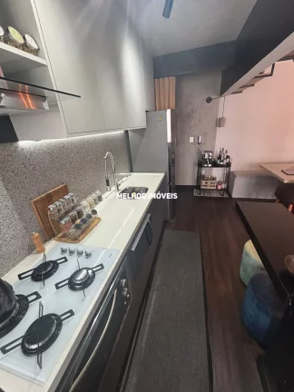 Imagem Apartamento com 02 dormitórios mobiliado e decorado á venda no centro de Balneário Camboriú.