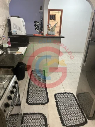 Imagem Casa com 2Q + Casa com 3Q - Excelente imóvel com 2 casas Jardim Califórnia
