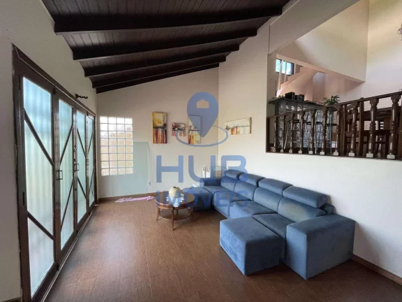 Imagem Casa à Venda, 272 m², 4 Dormitórios (2 Suítes), Pantanal, Florianópolis/SC