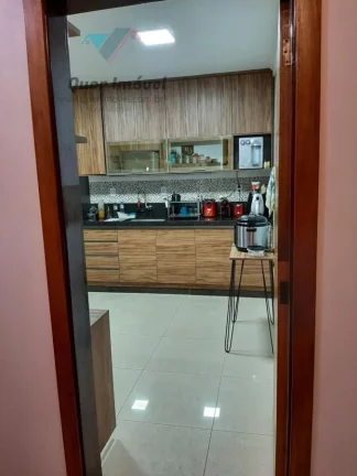 Imagem Oportunidade única: Apartamento à venda em Ribeirão Preto-SP, Vila Ana Maria. 3 quartos, 1 suíte, 2 salas, 2 banheiros, 2 vagas de garagem, 145m². Visite a Quer Imóvel Negócios Imobiliários!