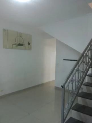 Imagem Sobrado com 3 dormitórios à venda, 121 m² por R$ 600.000,00 - Jardim São Luís - Suzano/SP