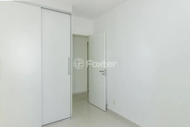 Imagem Apartamento Marquês de São Vicente - 70M², 2 Dorms, 1 Suíte, 2 Vagas Demarcadas, Varanda, Churrasqueira, Salão de Festas e Jogos, Gerador, Piscina.