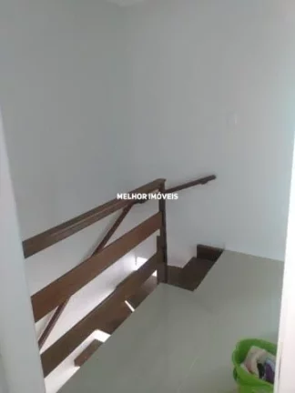 Imagem Sobrado Geminado à Venda com 02 Suítes sendo 01 Máster Localizado em Balneário Camboriú - SC