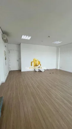 Imagem Invista no seu negócio com esta sala comercial de 39m²! Localizada no edifício mais cobiçado do ...