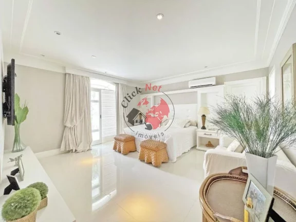 Imagem Mansão Espetacular à Venda no Condomínio Jardim Acapulco - Guarujá