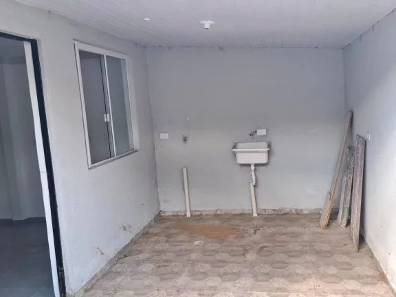 Imagem Sobrado com 4 Quartos no Santa Terezinha - FRG - R$490 mil