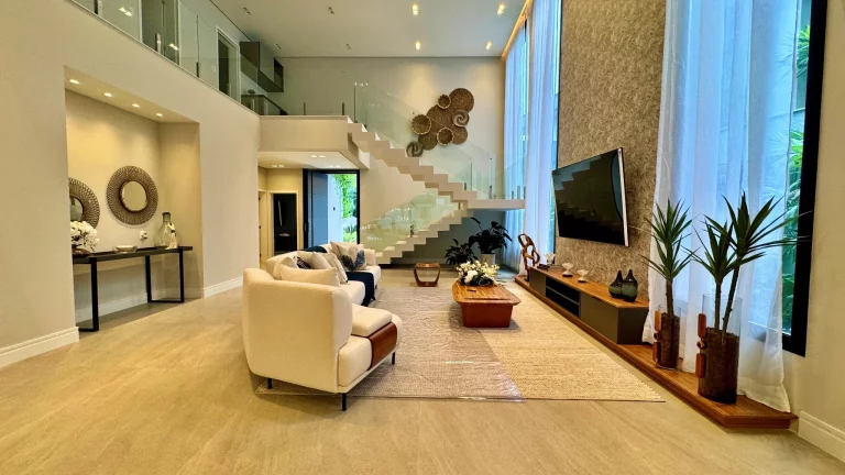 Imagem Imponente mansão de 6 suítes na Riviera de São Lourenço Módulo 17: 6 quartos, 3 salas, 6 vagas, 637m². Luxo e sofisticação!