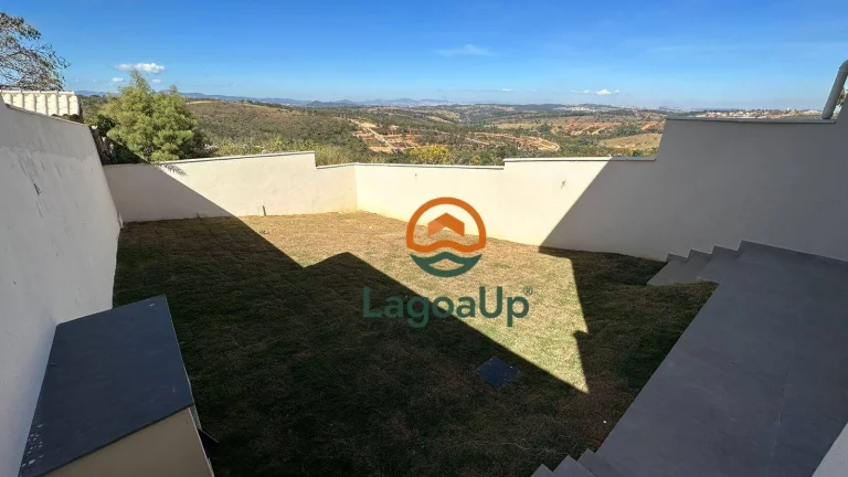 Imagem Casa com 3 dormitórios à venda, 101 m² por R$ 649.000,00 - Shalimar - Lagoa Santa/MG