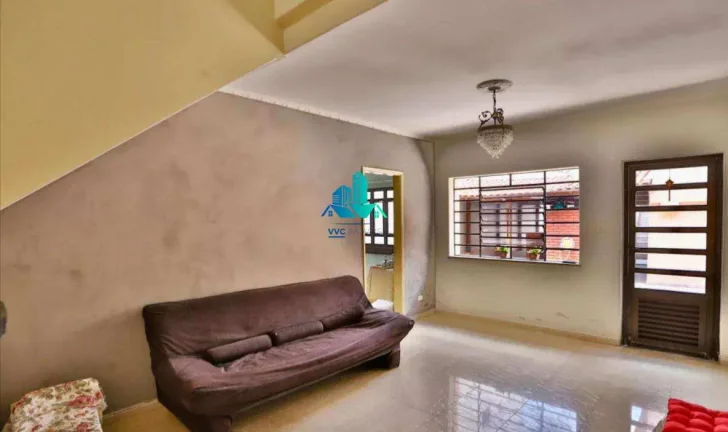 Imagem Grande Oportunidade na Mooca: Casa com 330m2 de Terreno e Estrutura para Residência ou Empresa