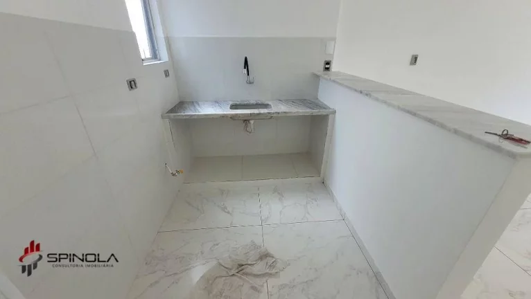 Imagem Kitnet com 1 dormitório à venda, 32 m² por R$ 199.000,00 - Mirim - Praia Grande/SP