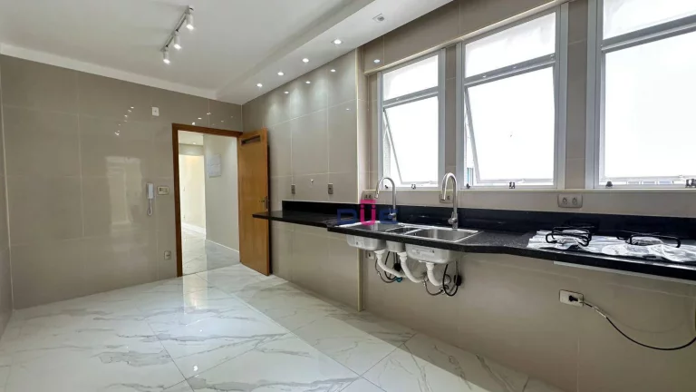 Imagem Apartamento com 3 dormitórios para alugar, 130 m² por R$ 8.800,00/mês - Boqueirão - Santos/SP
