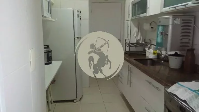 Imagem Apartamento a venda no Gonzaga em Santos com localização privilegiada