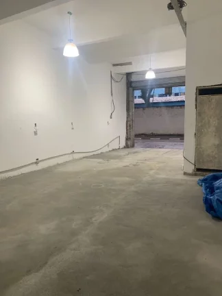 Imagem Salão para alugar, 72 m² por R$ 2.400,00/mês - Calmon Viana - Poá/SP