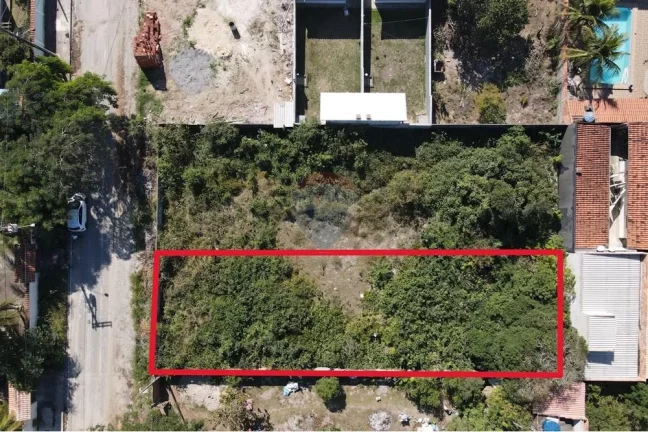 Imagem Terreno plano e murado em Itaipuaçu