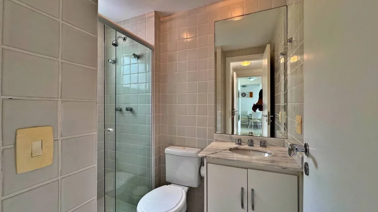 Imagem Apartamento com 2 dormitórios à venda, 68 m por R$ 2.400.000,00 - Riviera