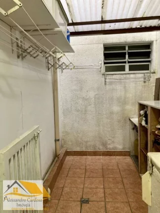 Imagem Vendo apartamento no Centro com 2 quartos e vaga de garagem