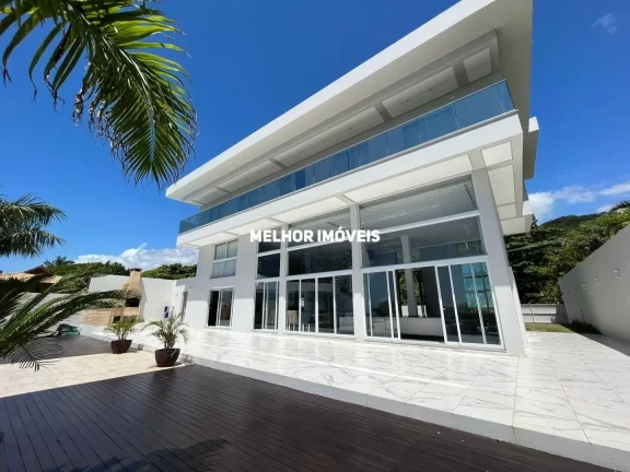 Imagem Casa Alto Padrão Frente Mar Mobiliada, Equipada com 06 Suítes sendo 01 Máster à Venda localizado no Estaleiro de Balneário Camboriú.