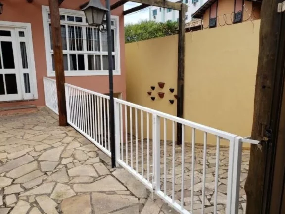 Imagem CASA COM 4 DORMITÓRIOS À VENDA, 282 M² POR R$ 600.000,00 - CANCELA PRETA - MACAÉ/RJ